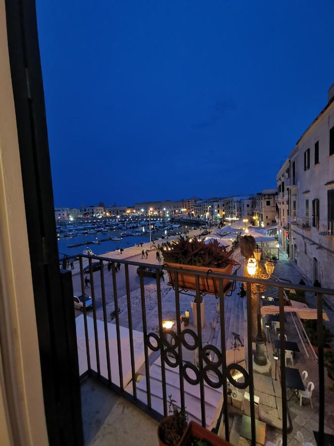 La Finestra Sul Porto Lejlighed Trani Eksteriør billede