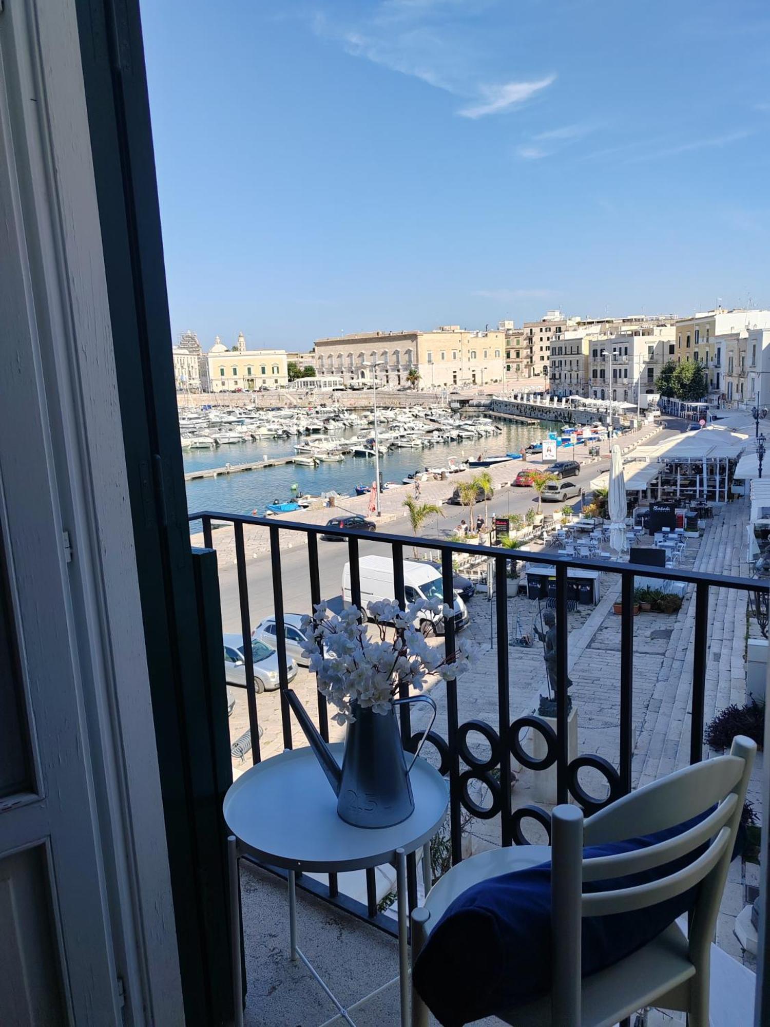La Finestra Sul Porto Lejlighed Trani Eksteriør billede