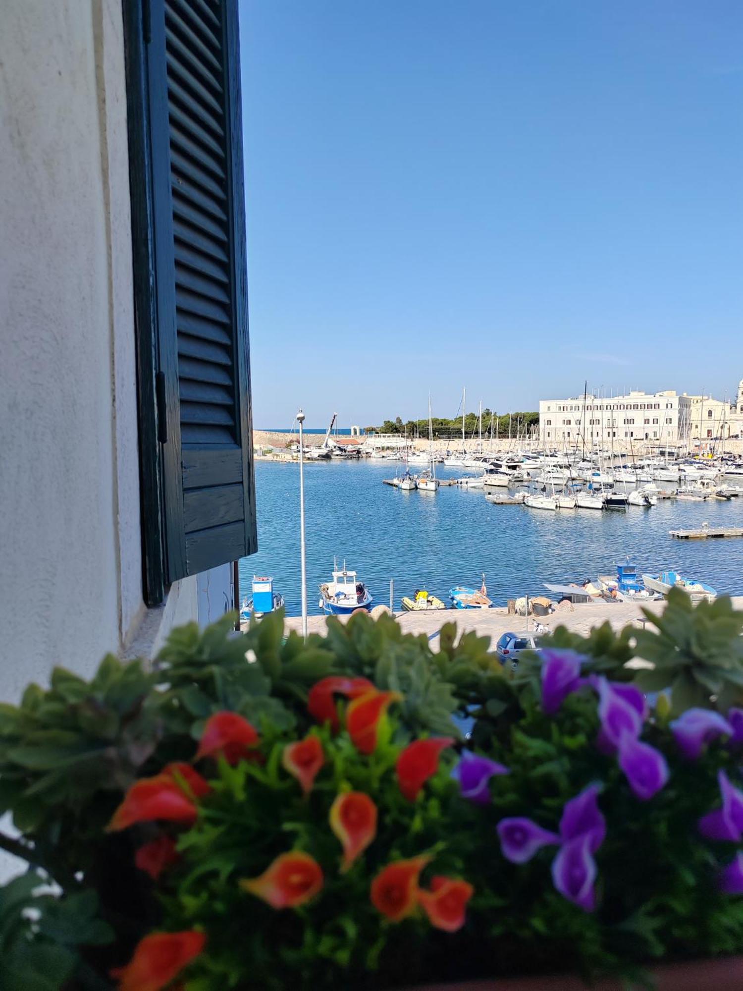 La Finestra Sul Porto Lejlighed Trani Eksteriør billede